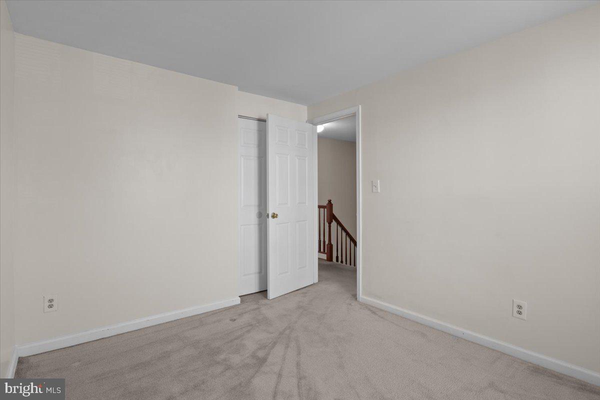 OLD BRIDGE ESTATES - Residential Lease