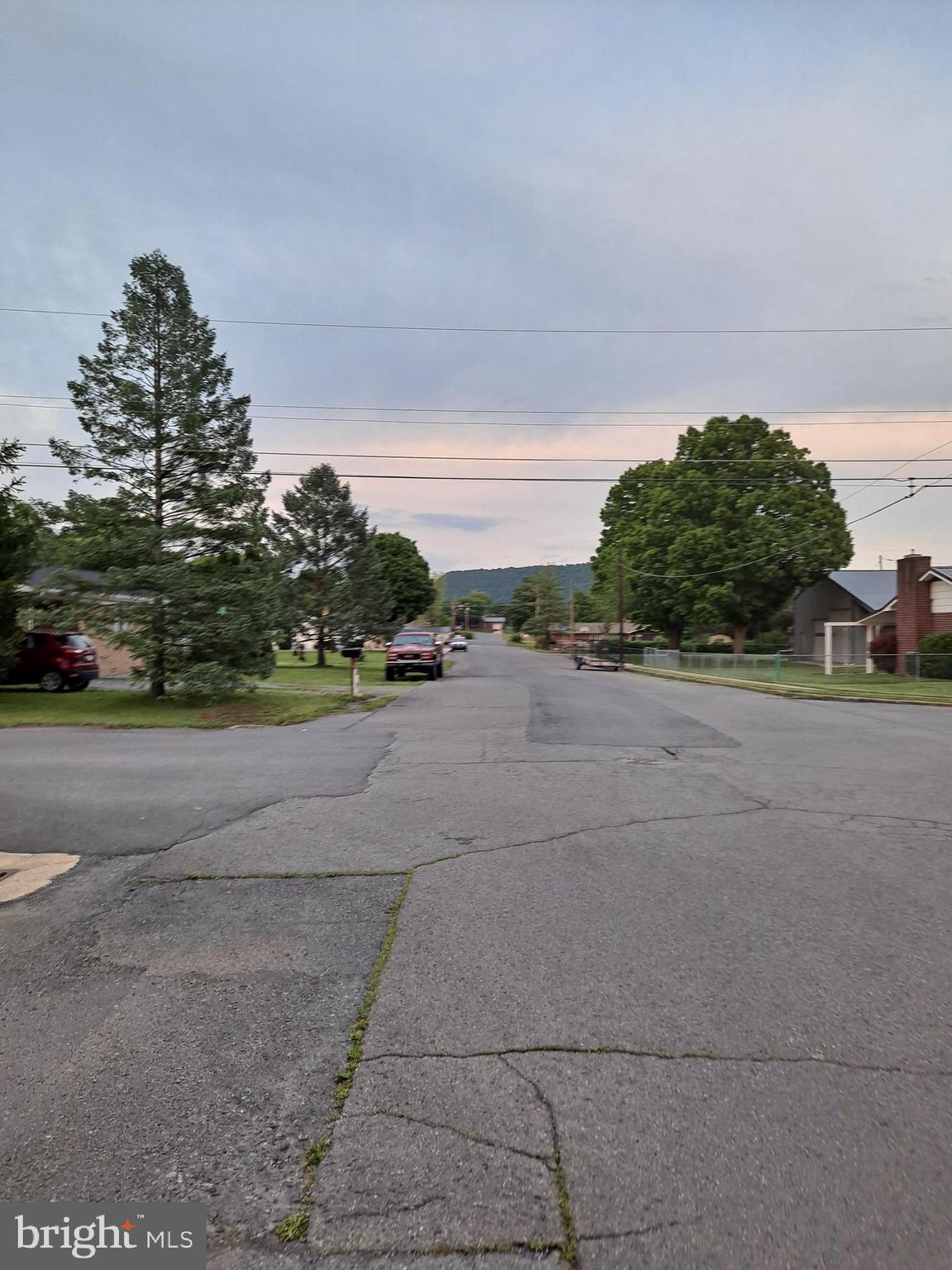 BRYAN FIELD - Residential