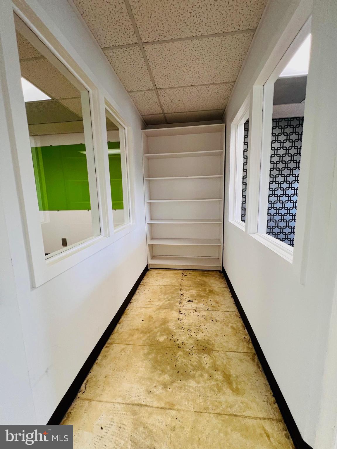 BRISTOW CENTER - Commercial Sale