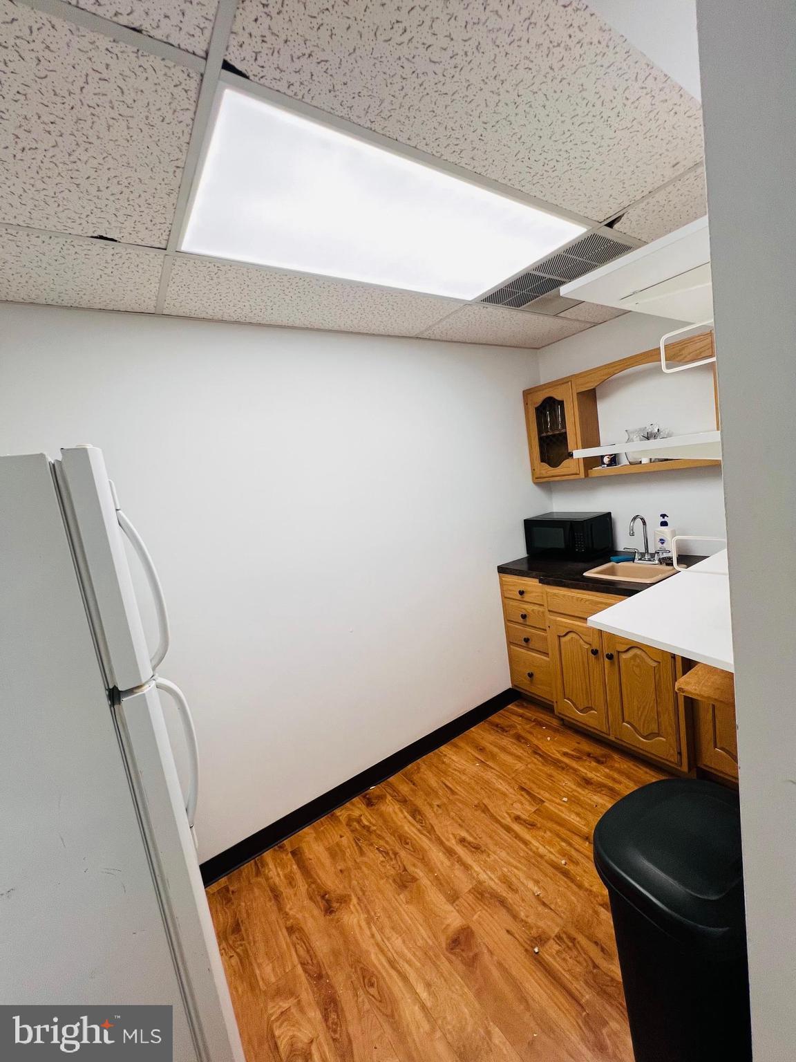 BRISTOW CENTER - Commercial Sale