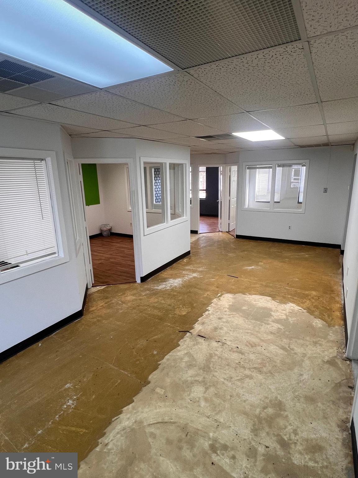 BRISTOW CENTER - Commercial Sale