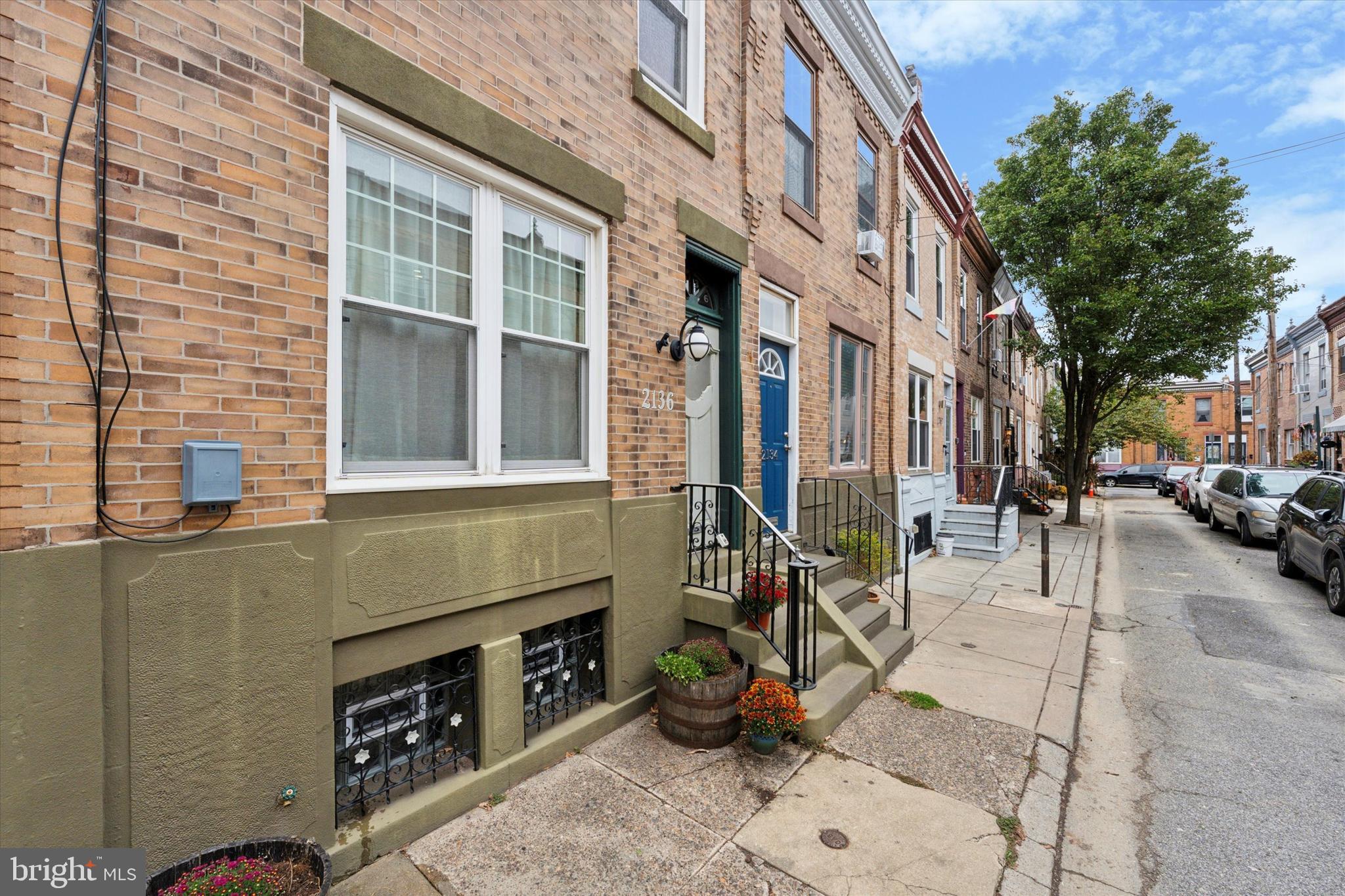 2136 S BANCROFT STREET