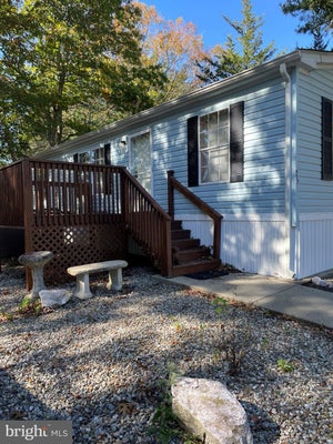 25 OAK TREE LN, MANAHAWKIN, NJ 08050 - Image 260cfdf40b165f4fcc92da66dd9ca984/1931890533