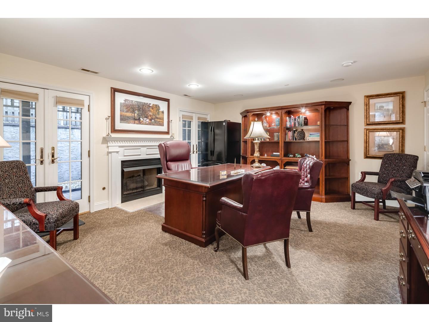 SOCIETY HILL - Residential