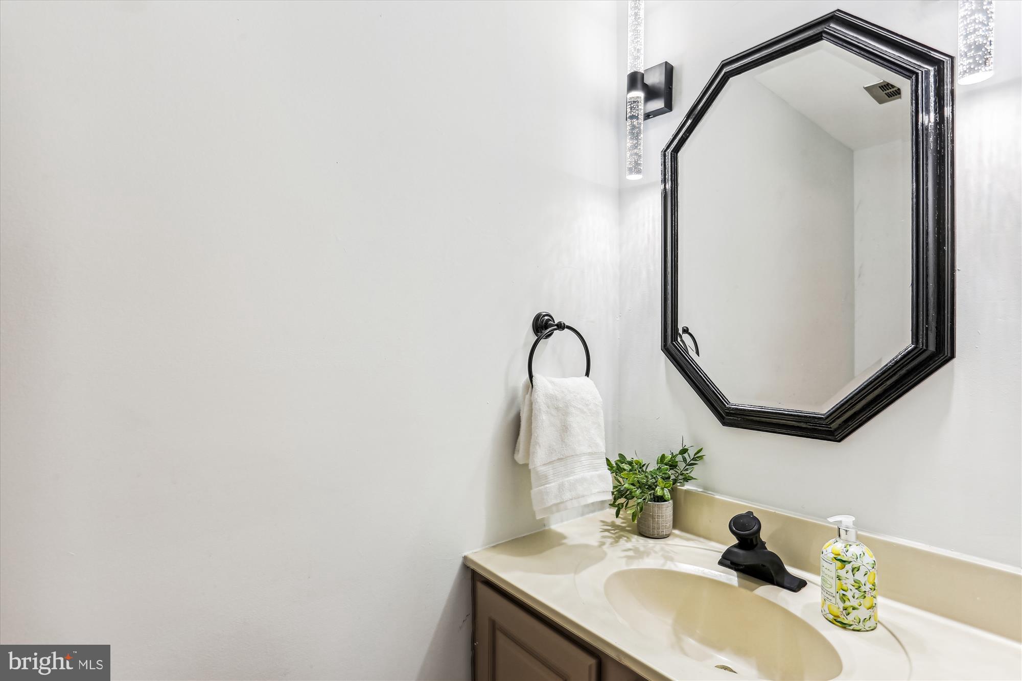 OLD FARM - Residential