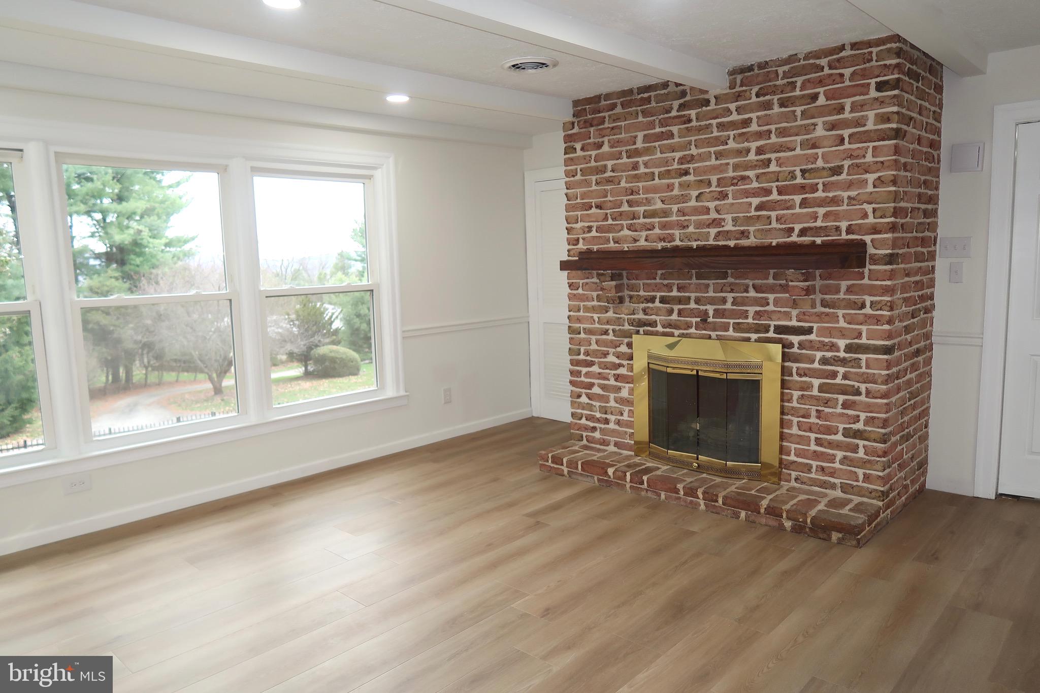 SPRINGETTSBURY TWP - Residential