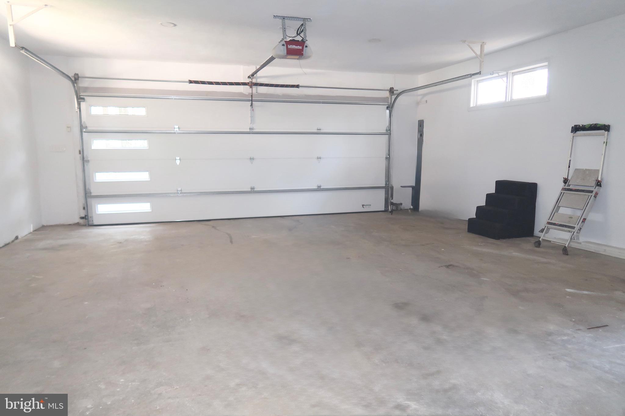 SPRINGETTSBURY TWP - Residential