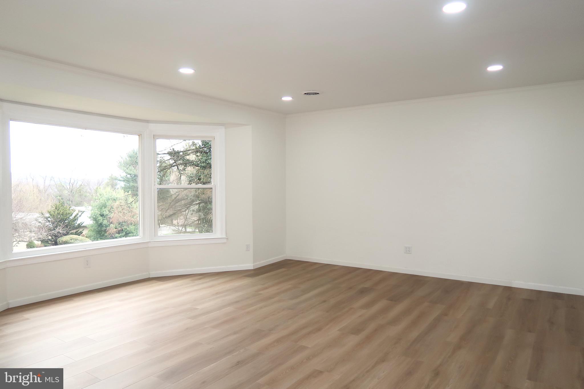 SPRINGETTSBURY TWP - Residential