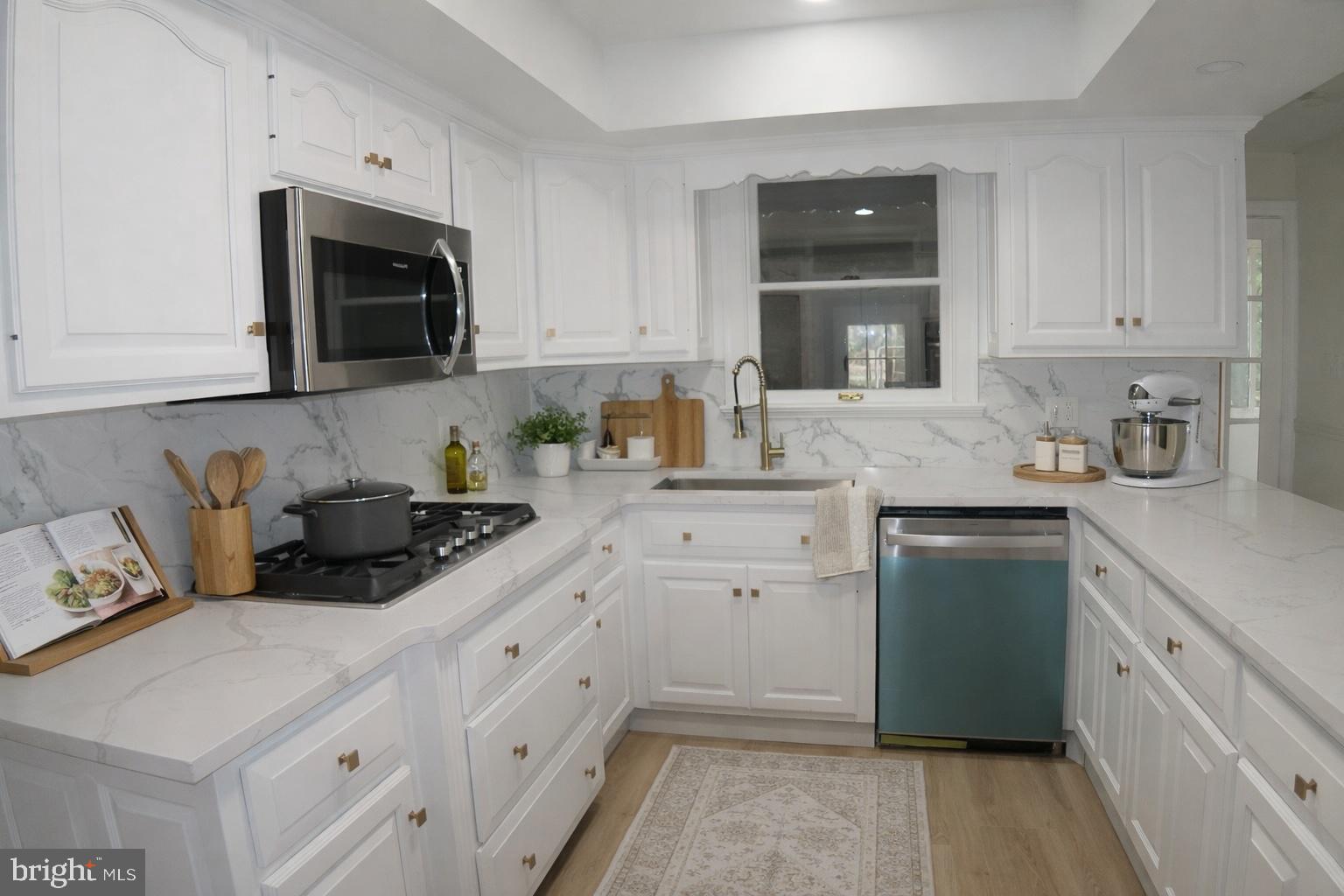 SPRINGETTSBURY TWP - Residential