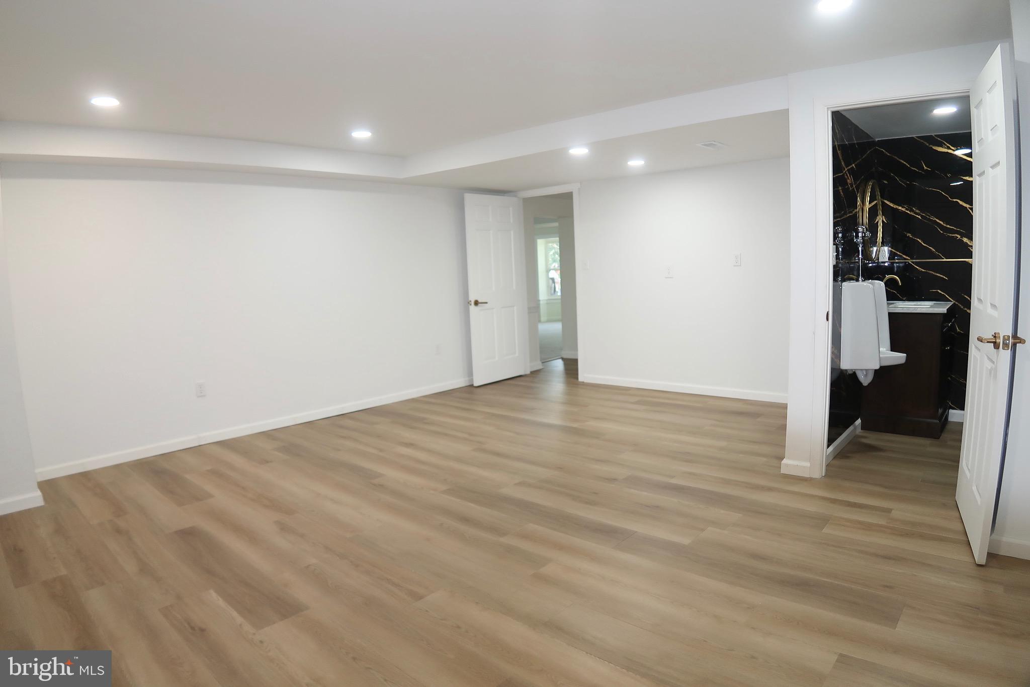 SPRINGETTSBURY TWP - Residential