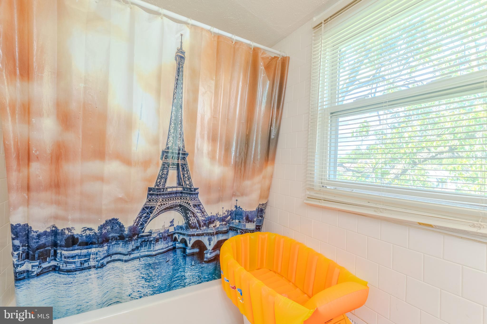 ROLLING ROAD FARMS - Residential