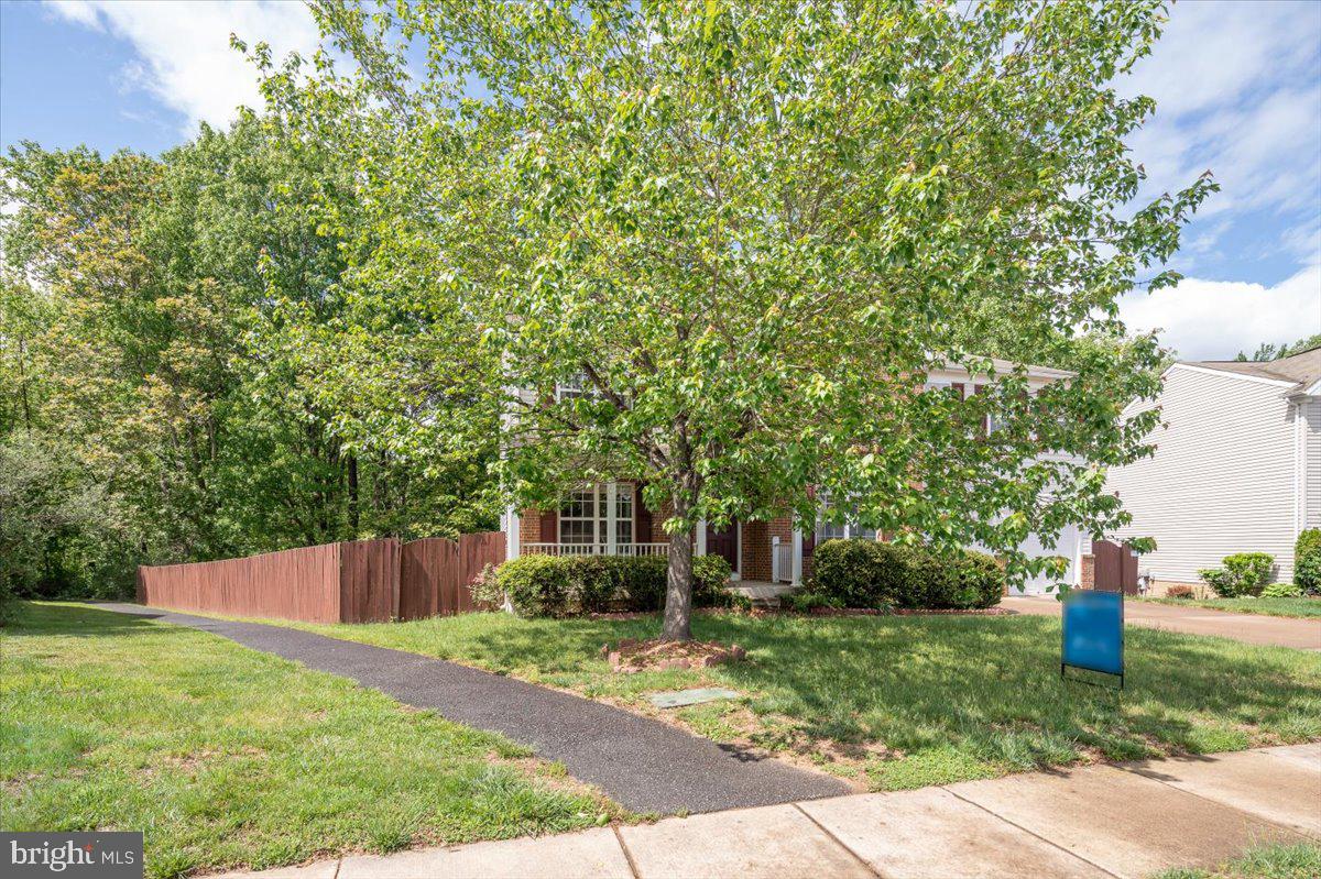 APPLE GROVE - Residential