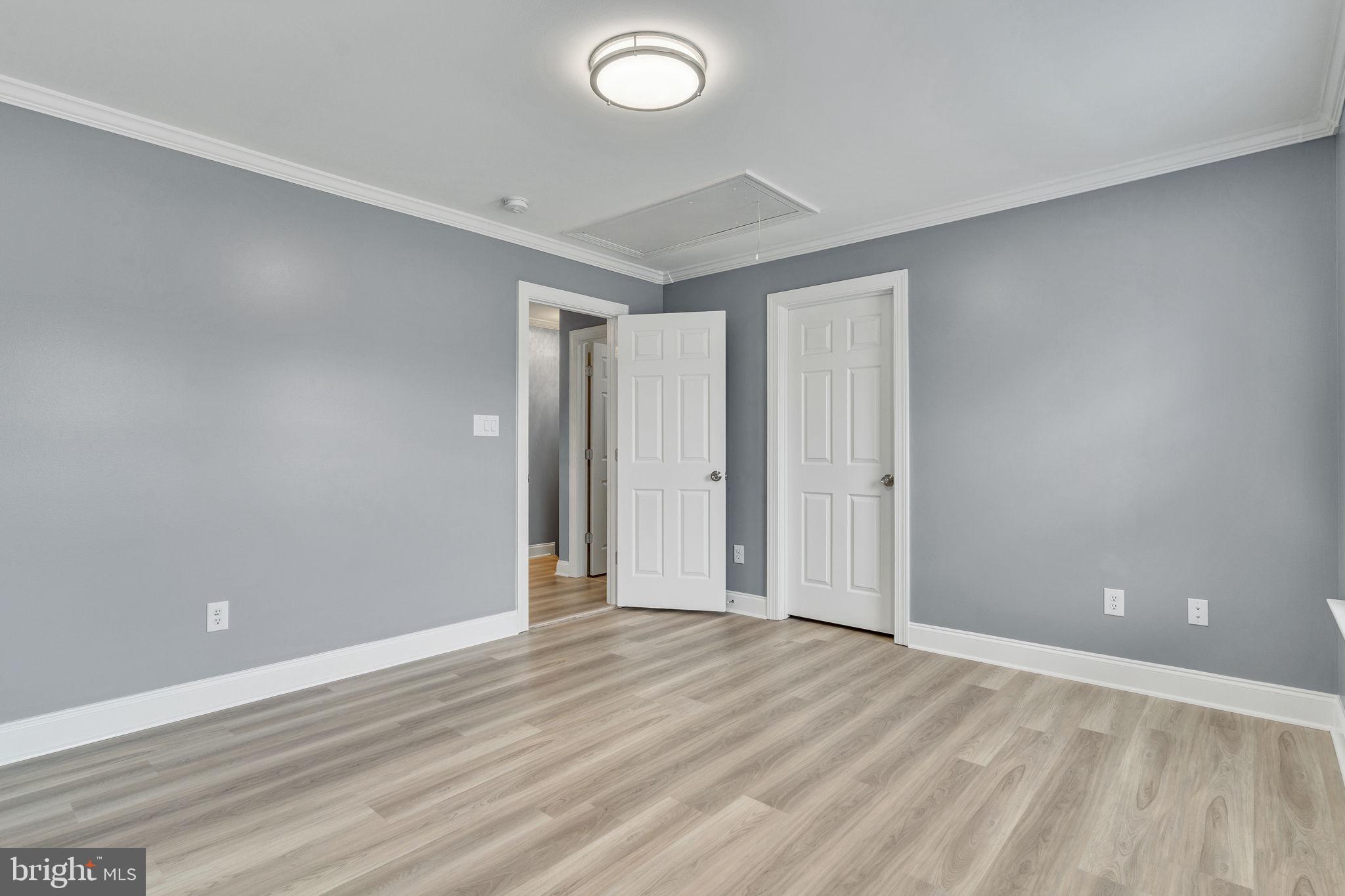 OAK HILL FARM - Residential