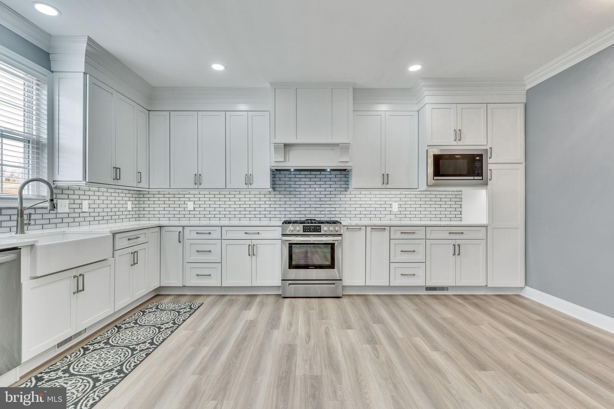 OAK HILL FARM - Residential