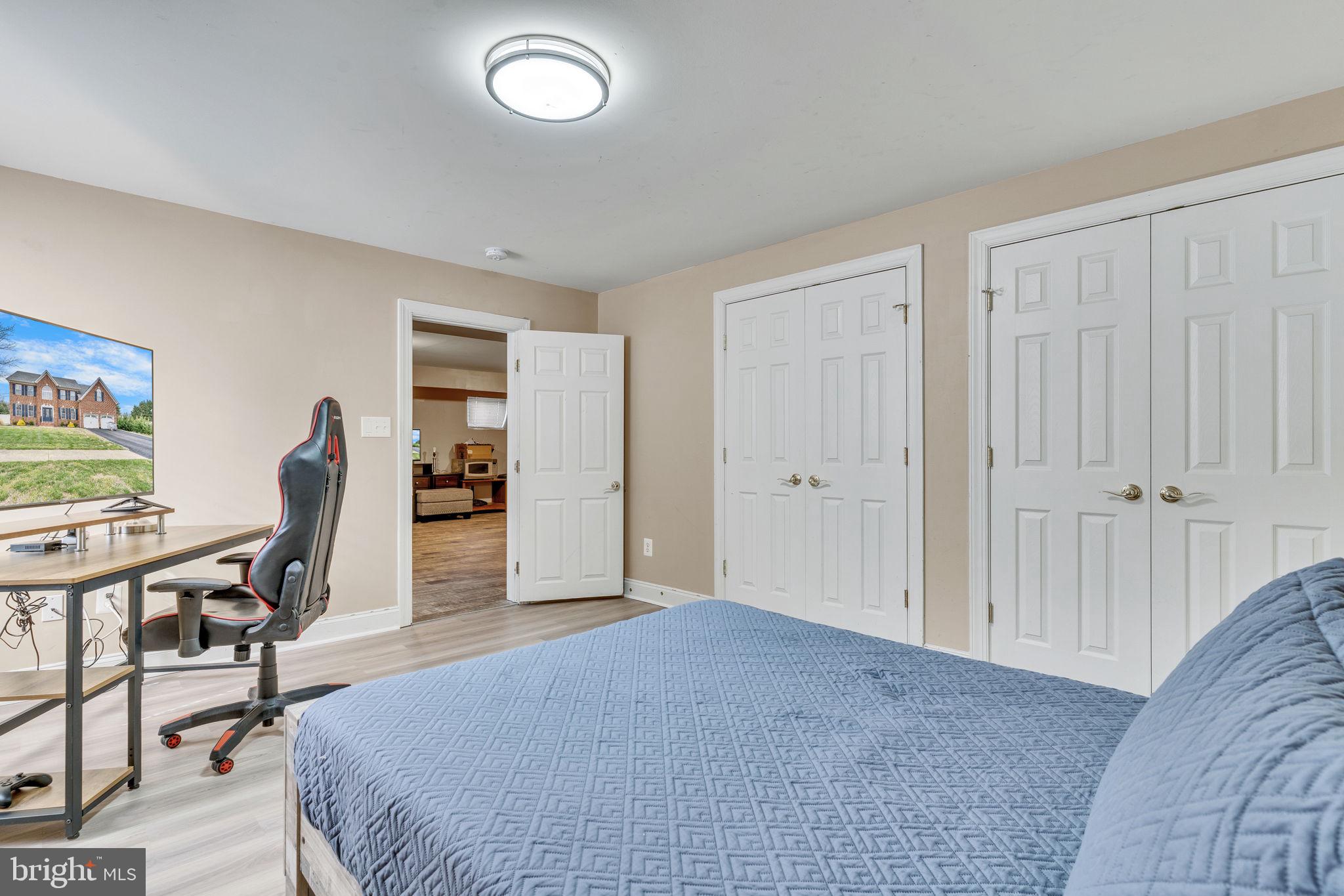 OAK HILL FARM - Residential