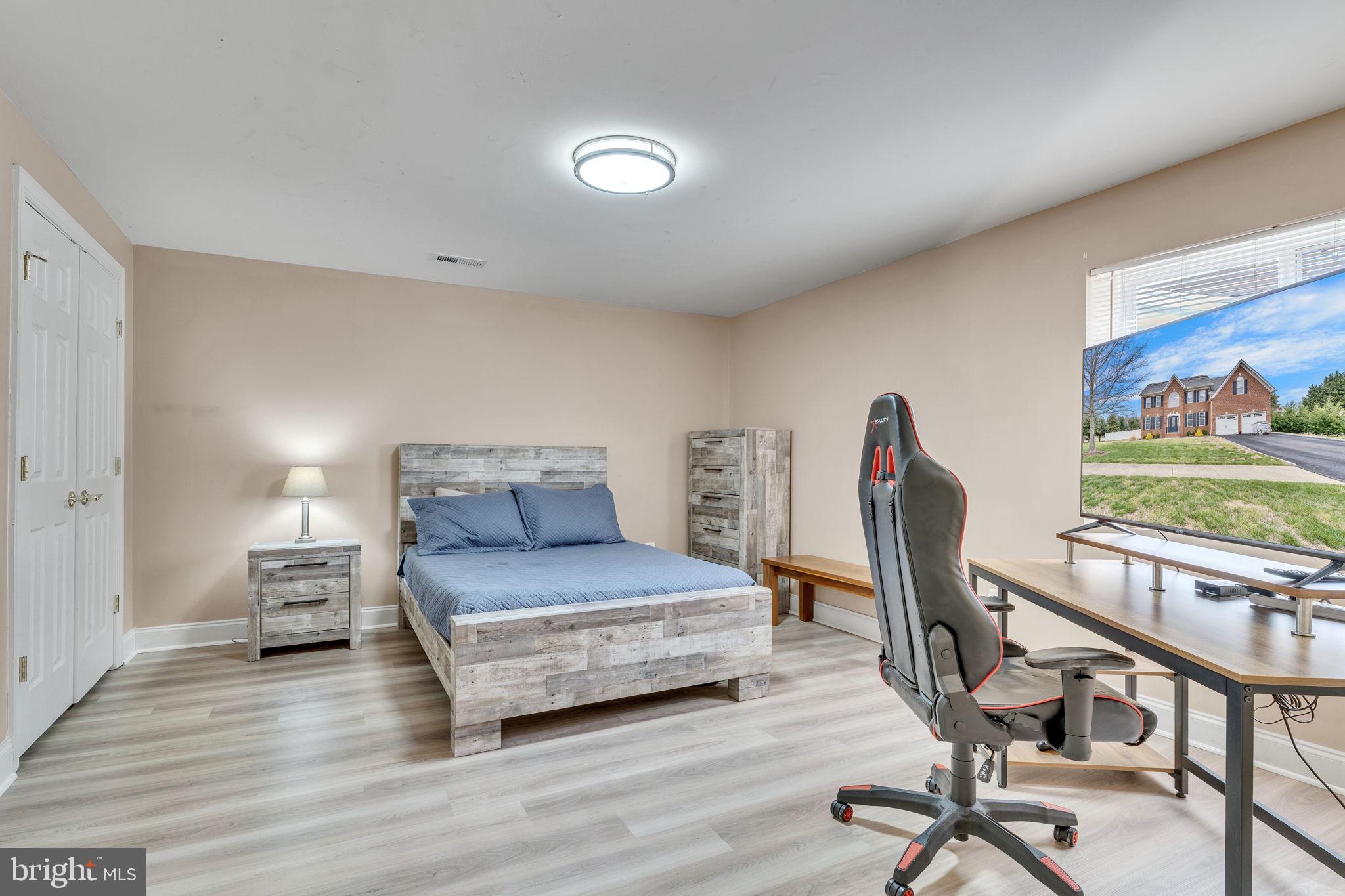 OAK HILL FARM - Residential