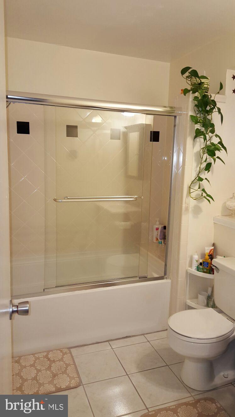 WAKEFIELD CHAPEL WOODS - Residential Lease