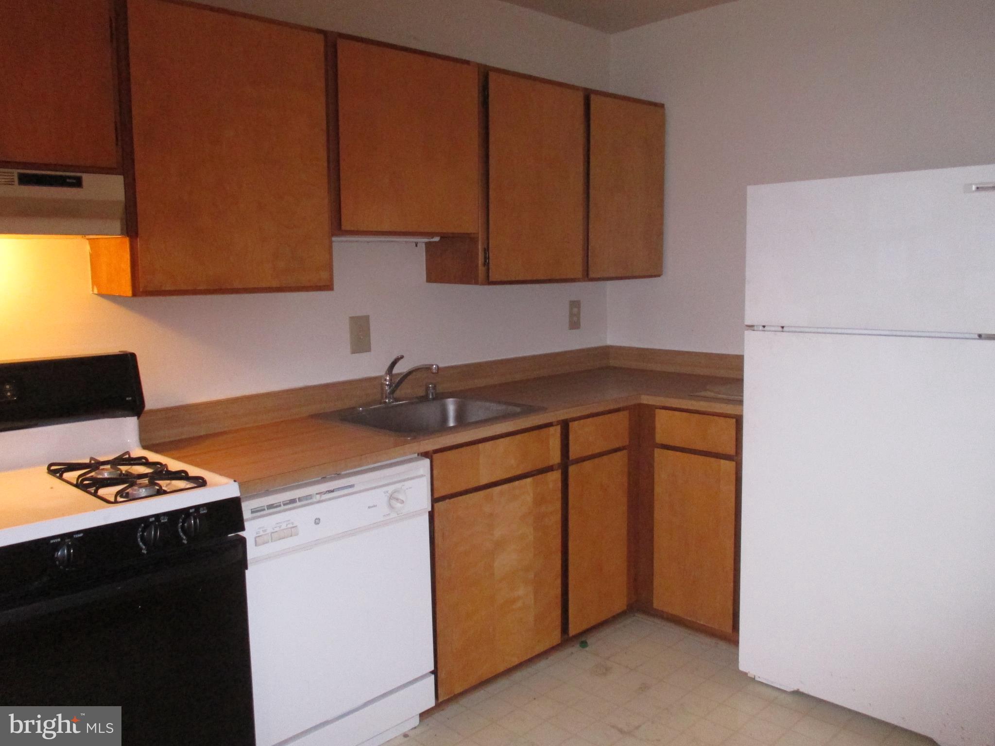 THOMAS CHOICE GARDENS - Residential Lease