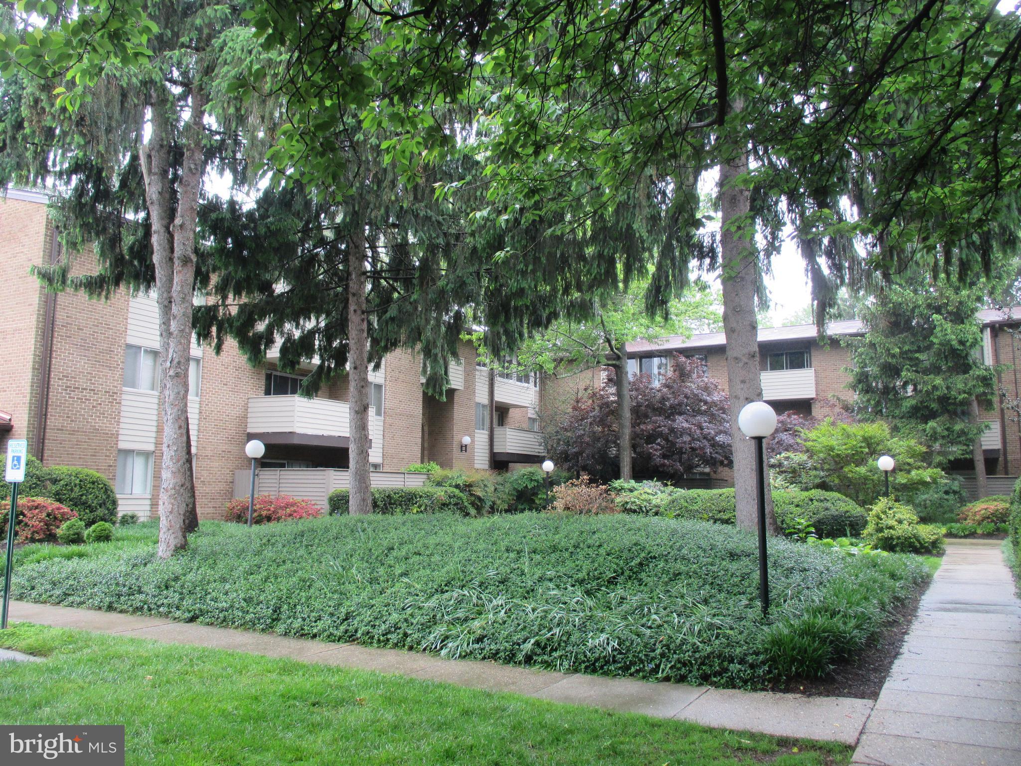 THOMAS CHOICE GARDENS - Residential Lease