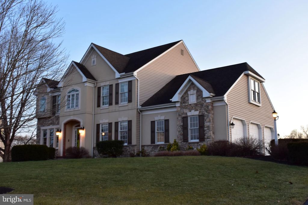 Photo of 1230 CAMERON DR, MANHEIM, PA 17545 (MLS # PALA2040498)