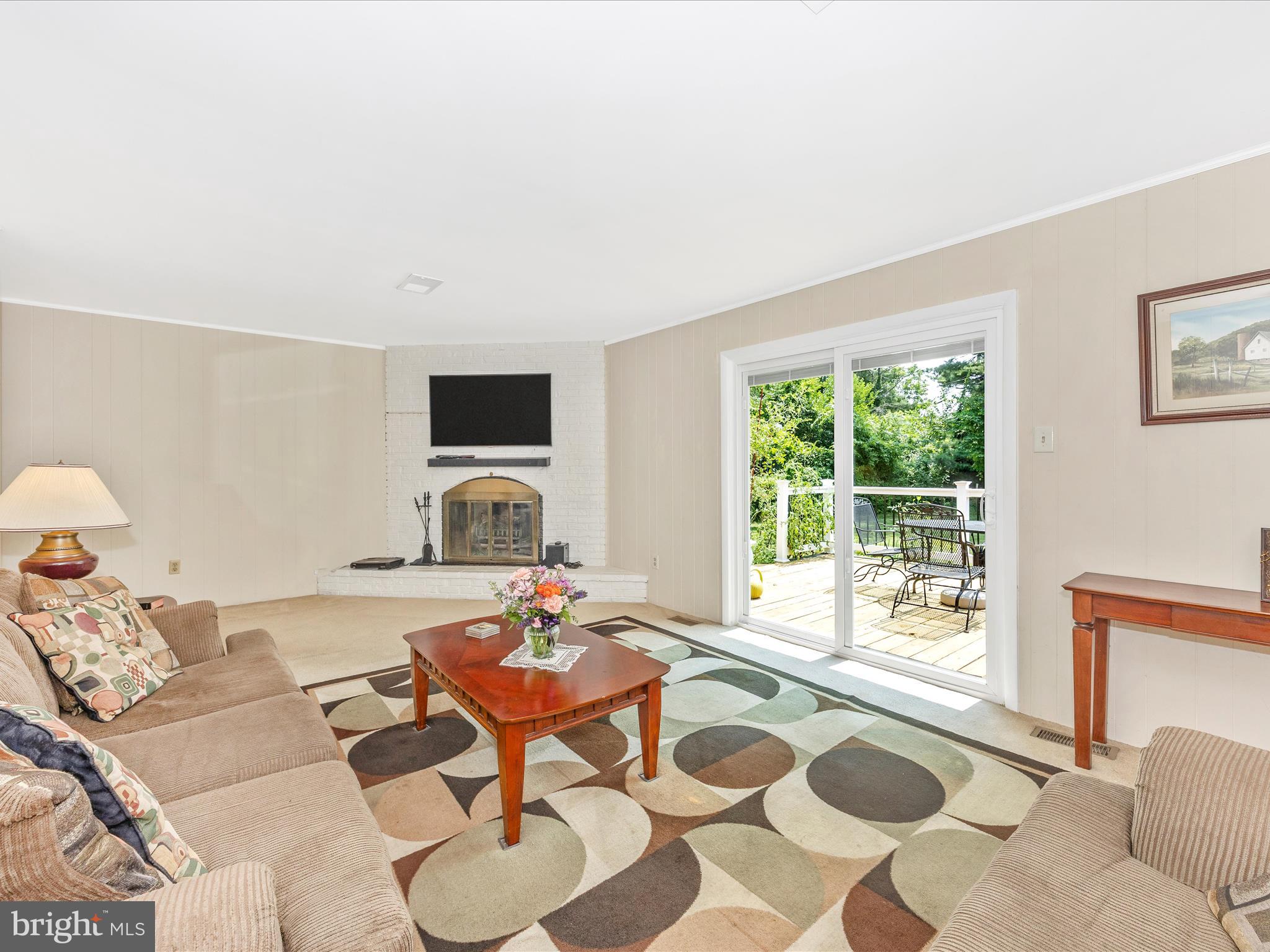 TAMMANY MANOR - Residential