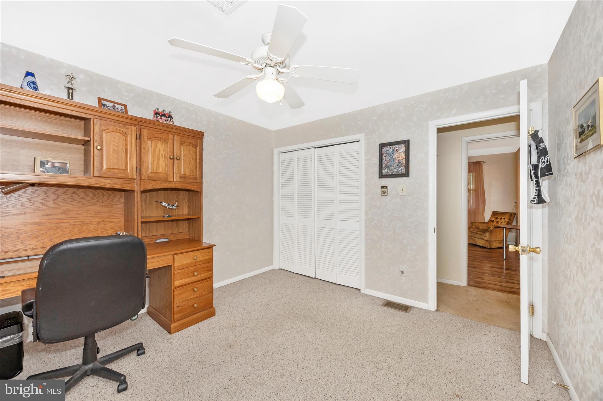 TAMMANY MANOR - Residential