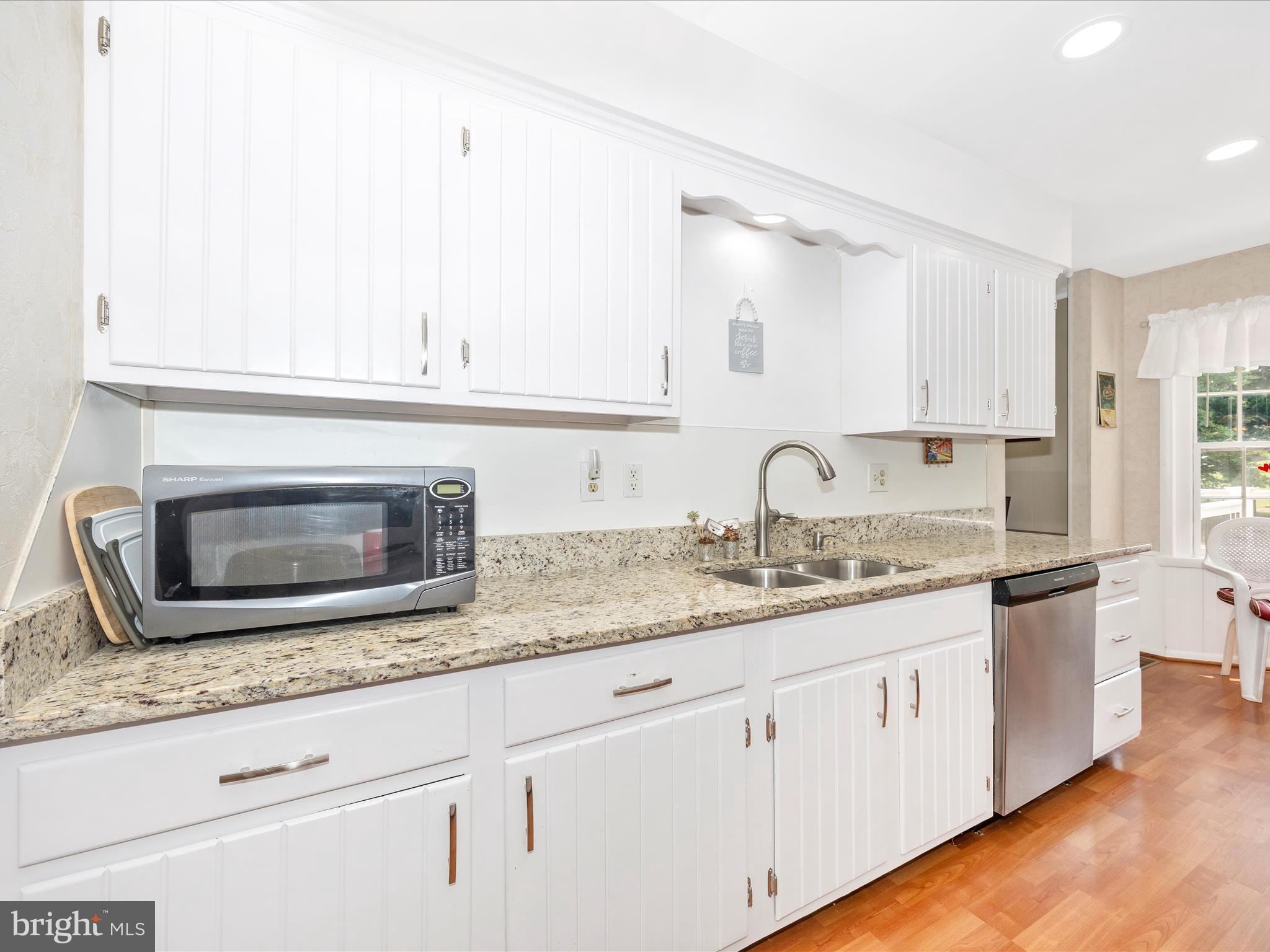 TAMMANY MANOR - Residential