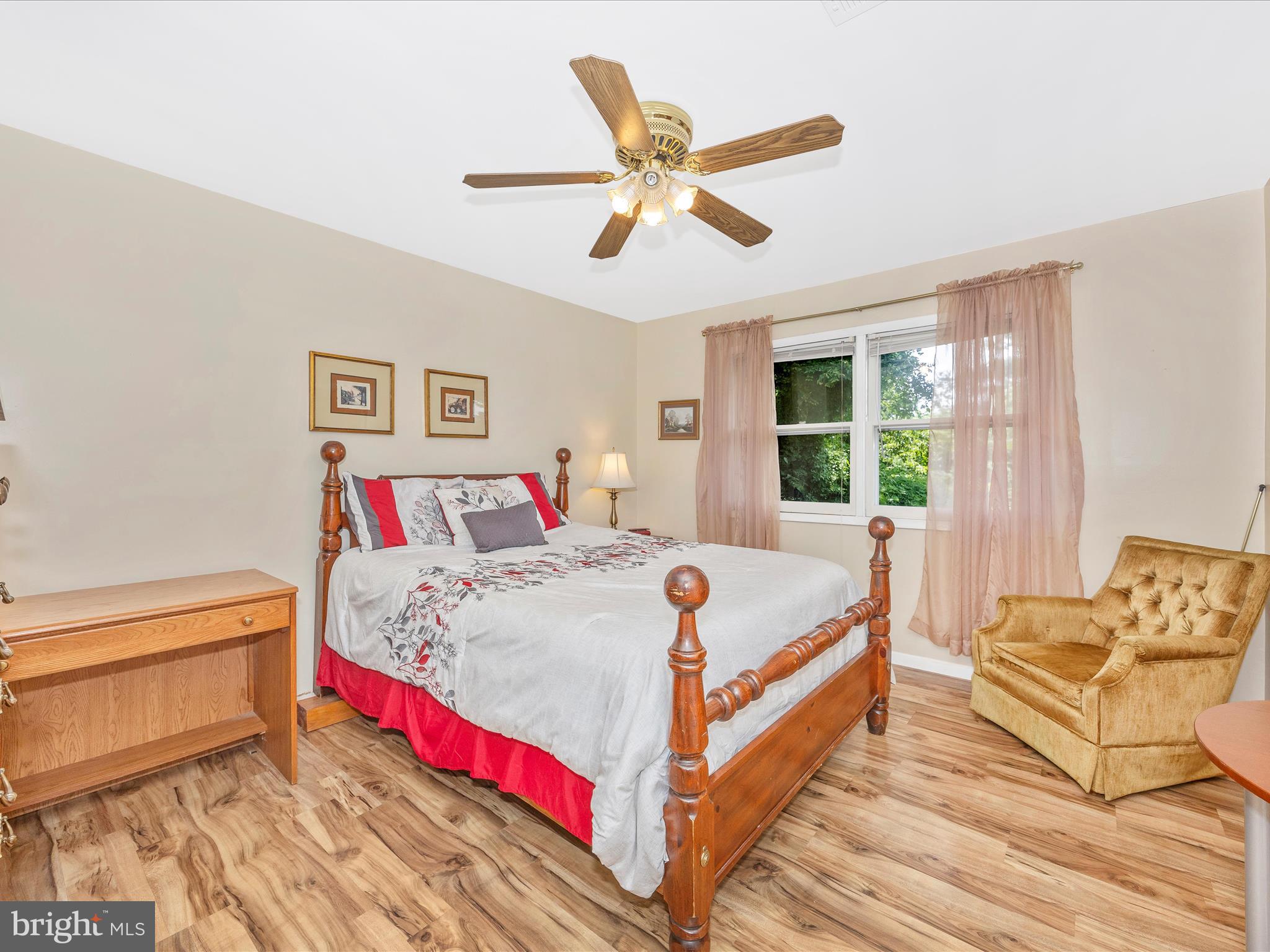 TAMMANY MANOR - Residential