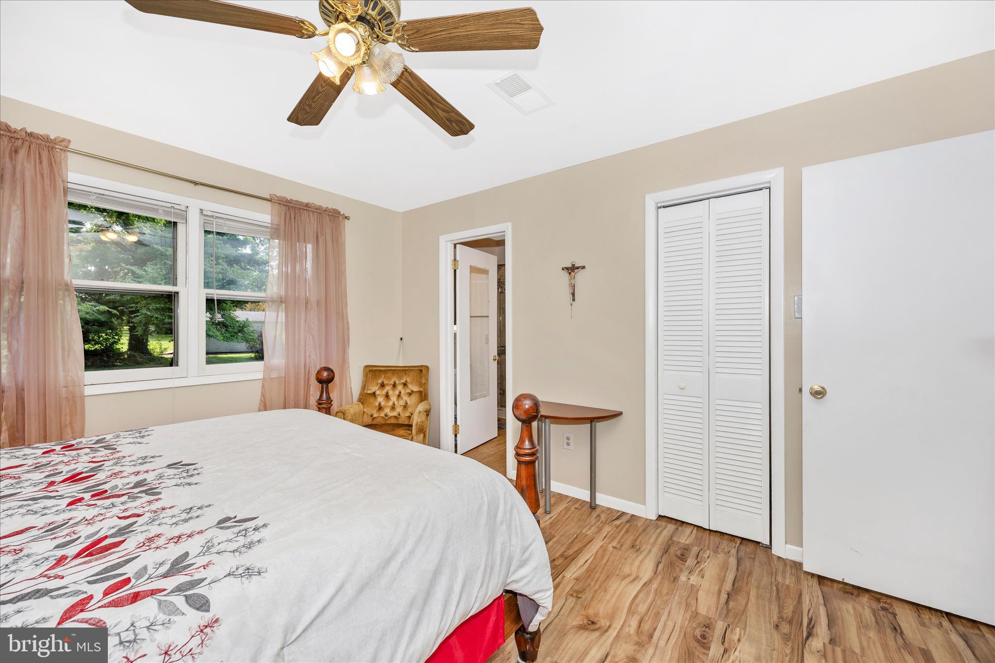 TAMMANY MANOR - Residential