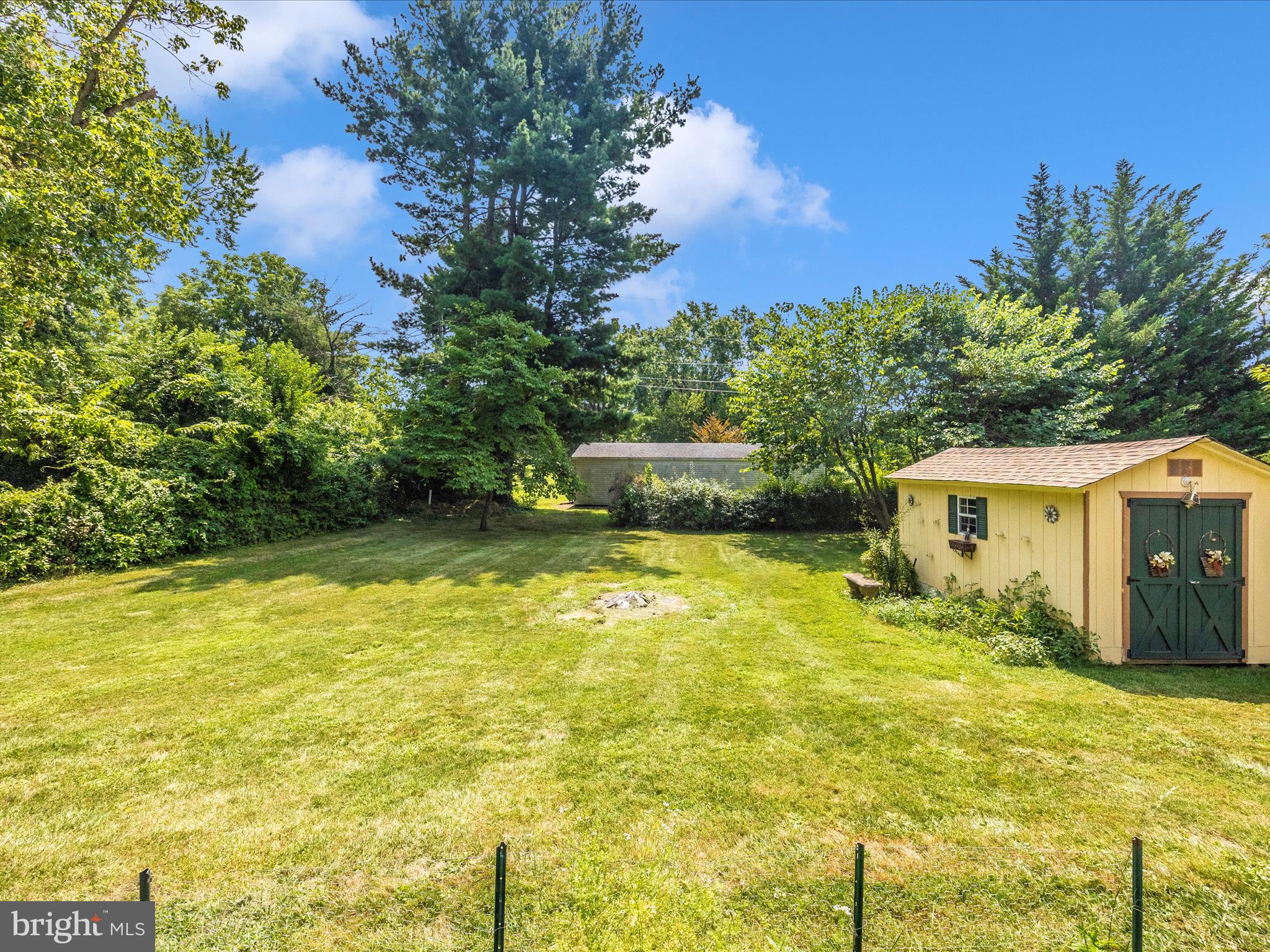 TAMMANY MANOR - Residential