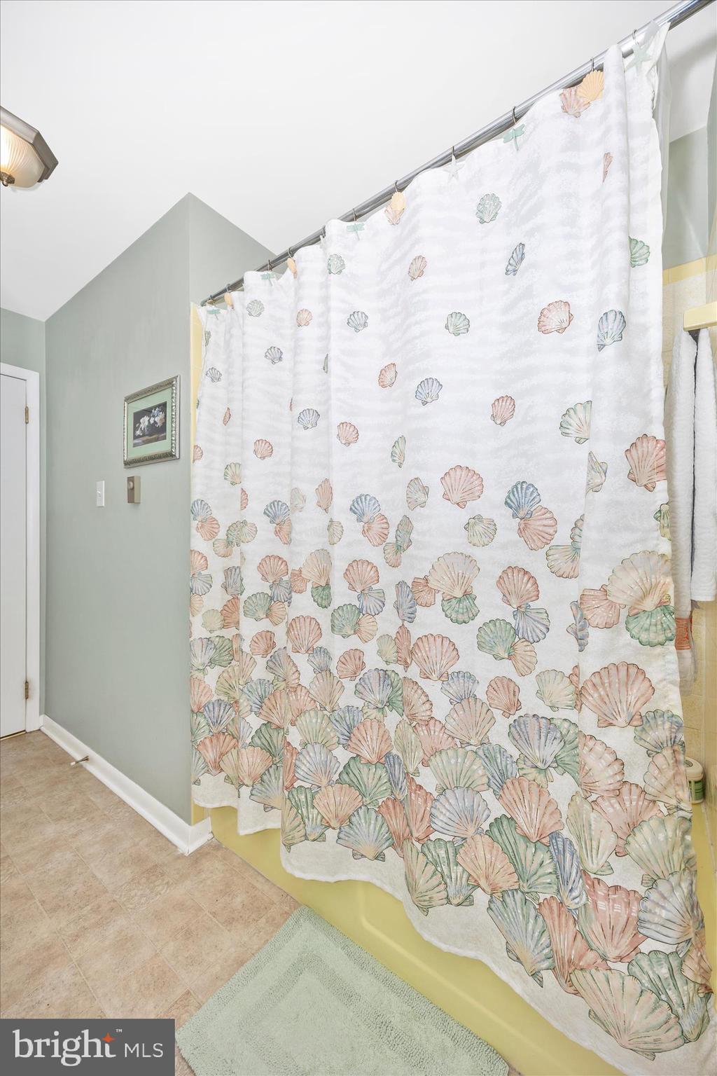 TAMMANY MANOR - Residential