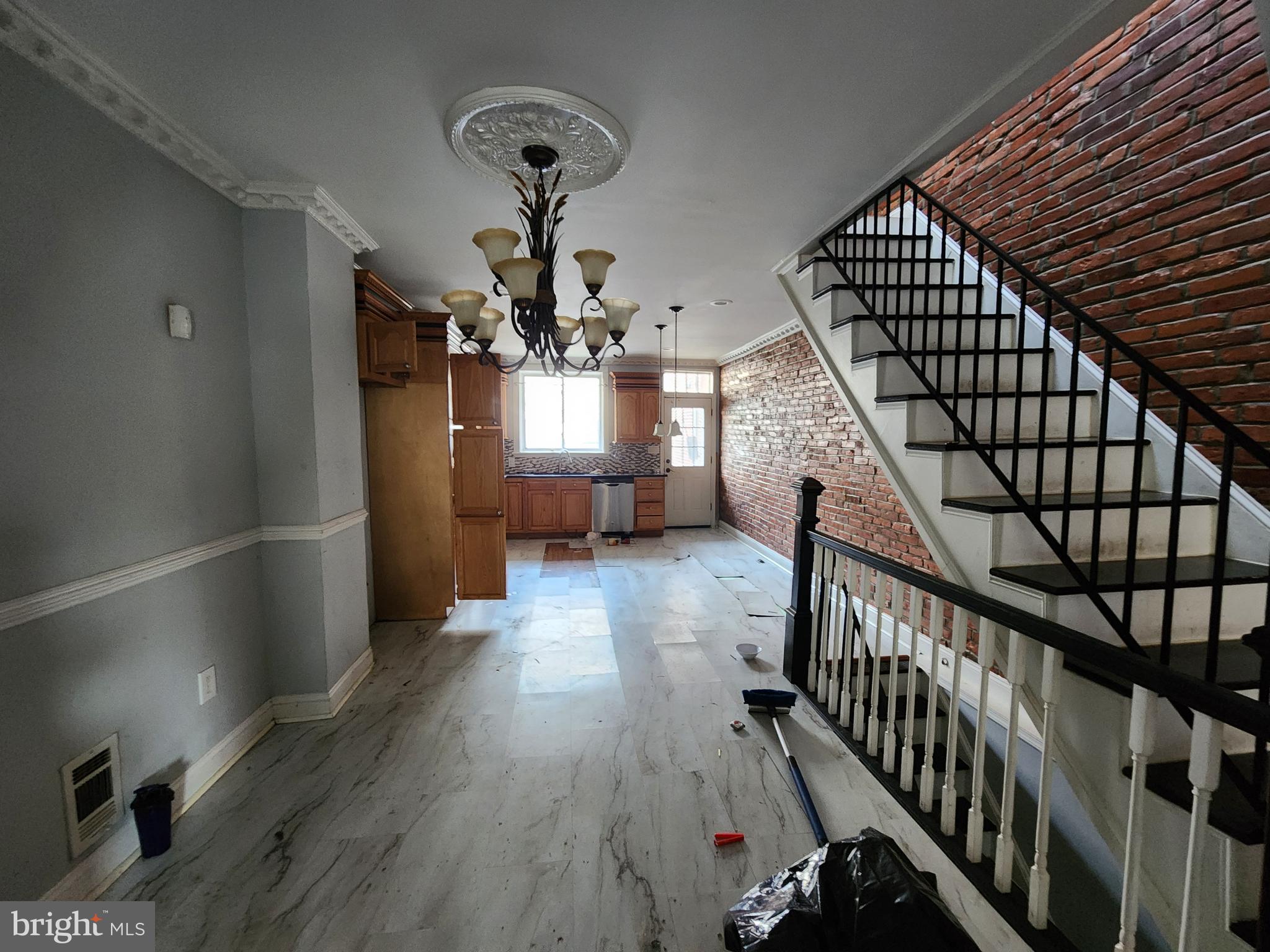 BALTIMORE HIGHLANDS - Residential