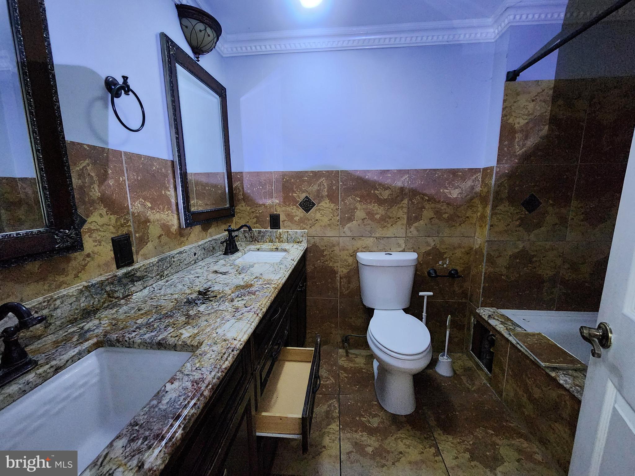 BALTIMORE HIGHLANDS - Residential