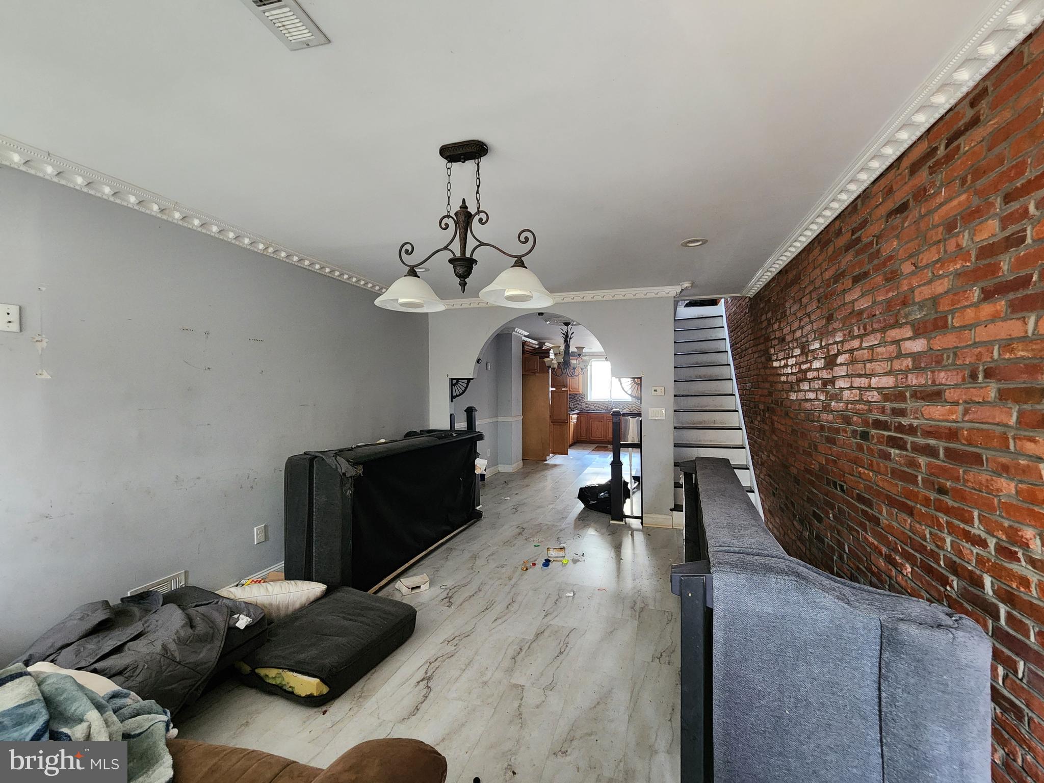 BALTIMORE HIGHLANDS - Residential