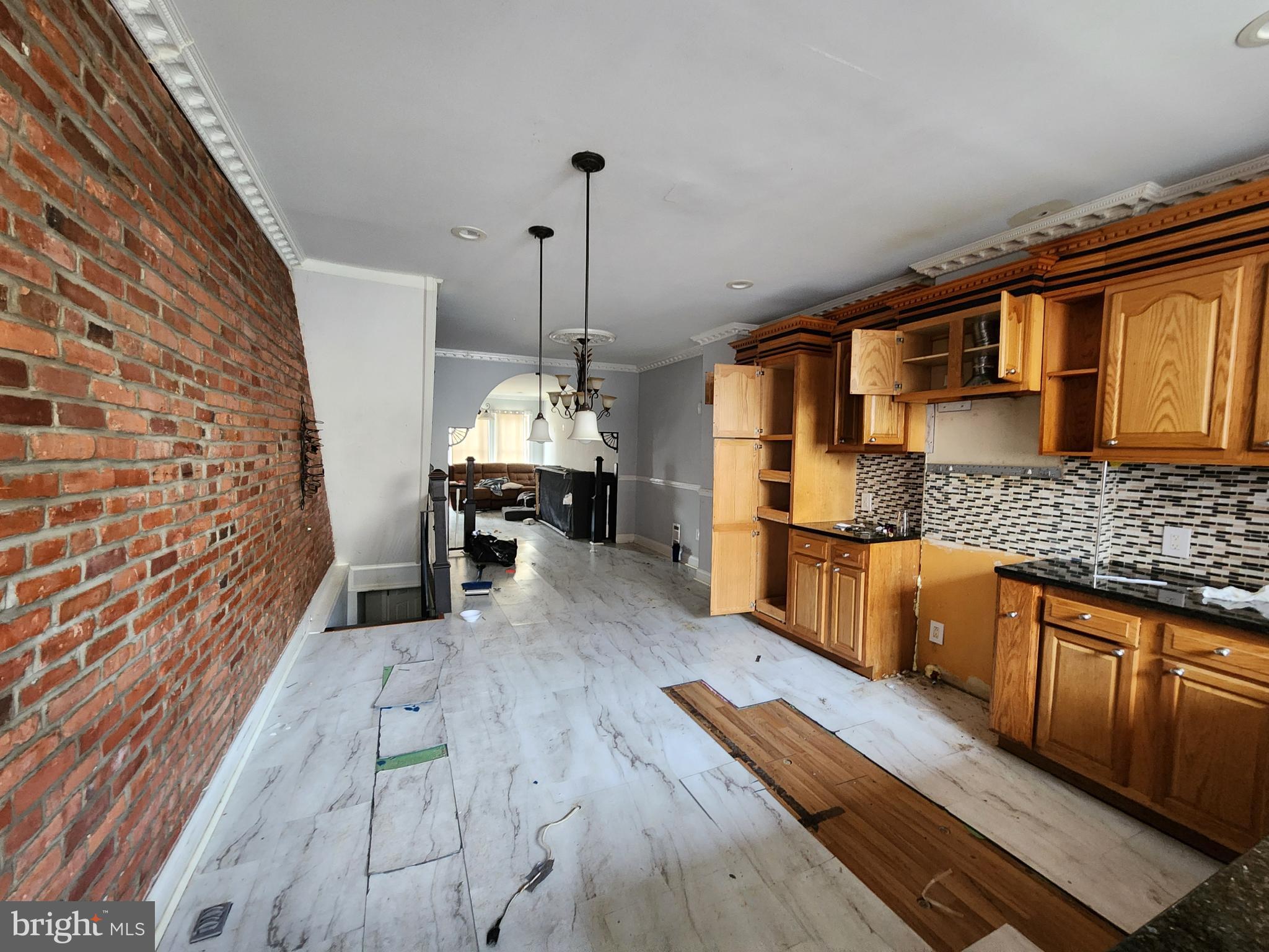 BALTIMORE HIGHLANDS - Residential