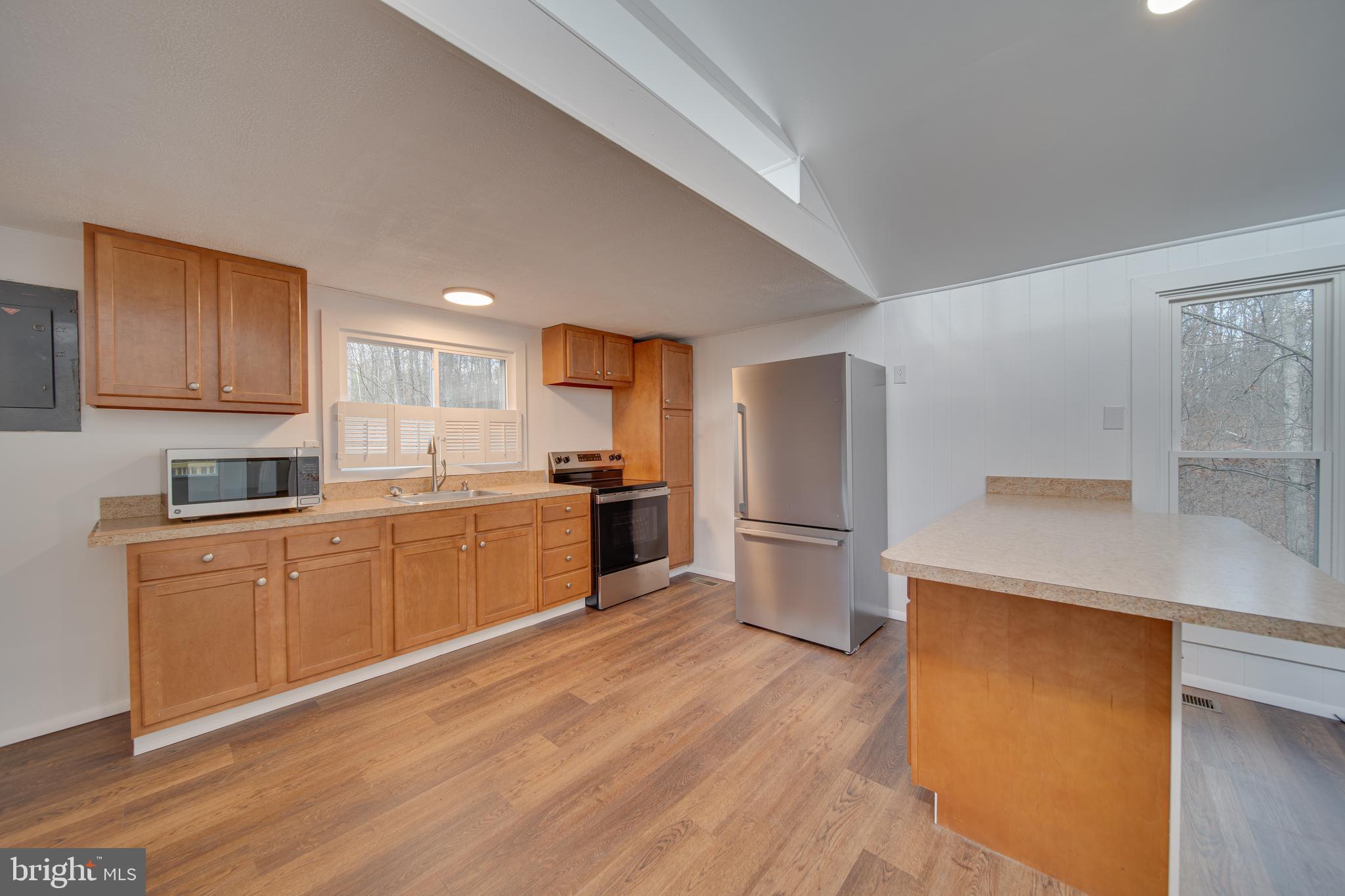 MONTEVALLO HILLS - Residential