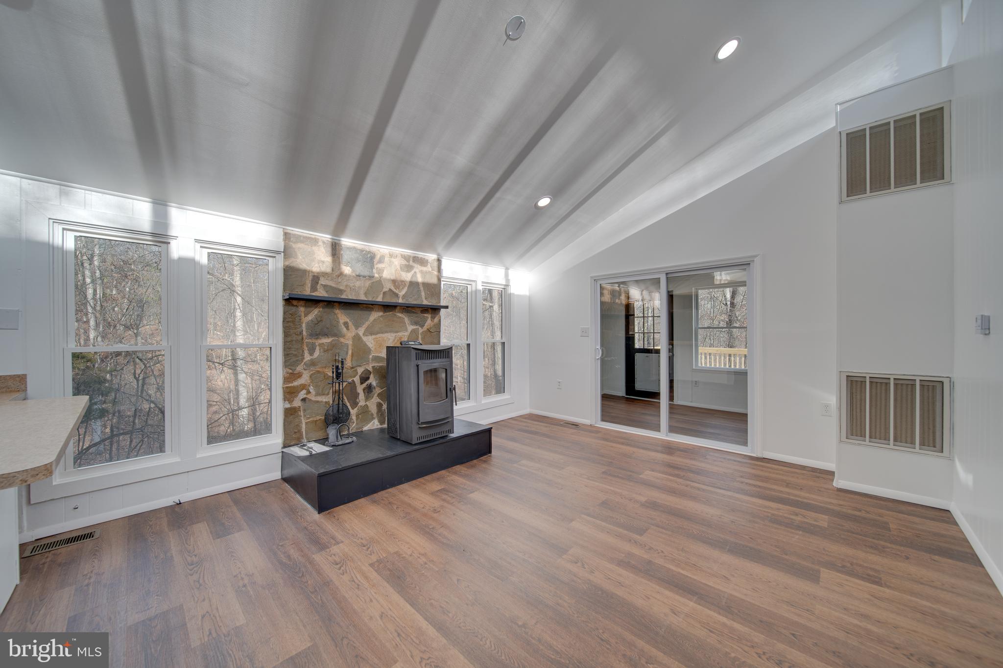 MONTEVALLO HILLS - Residential