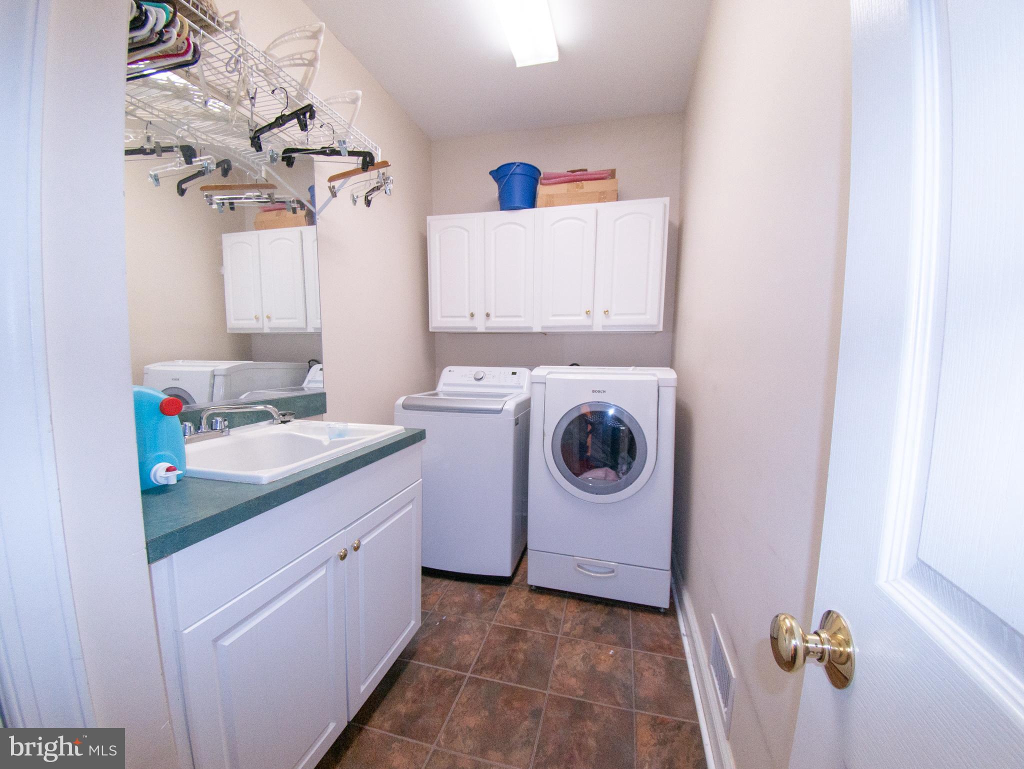 RED FOX RUN - Residential