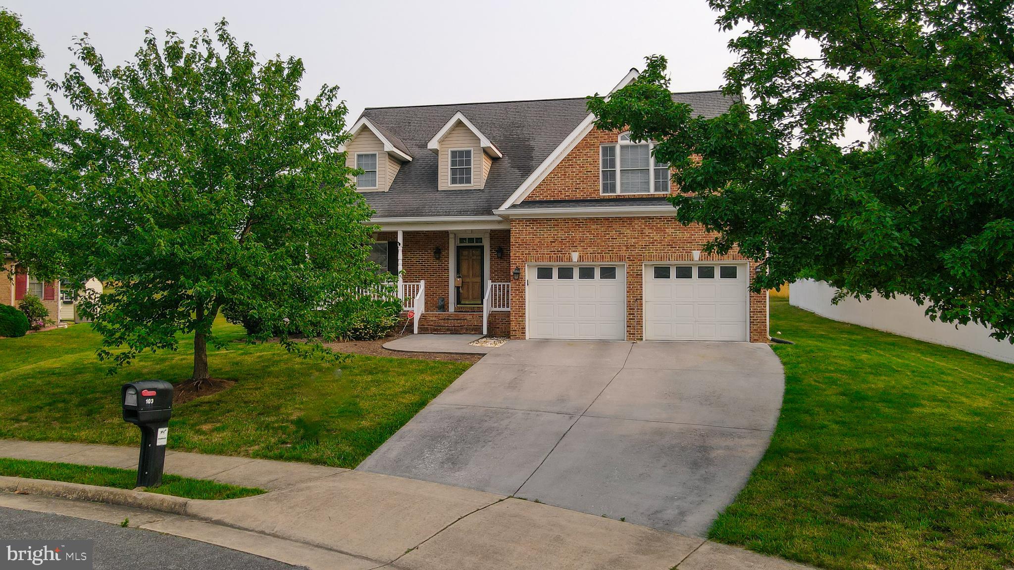 RED FOX RUN - Residential