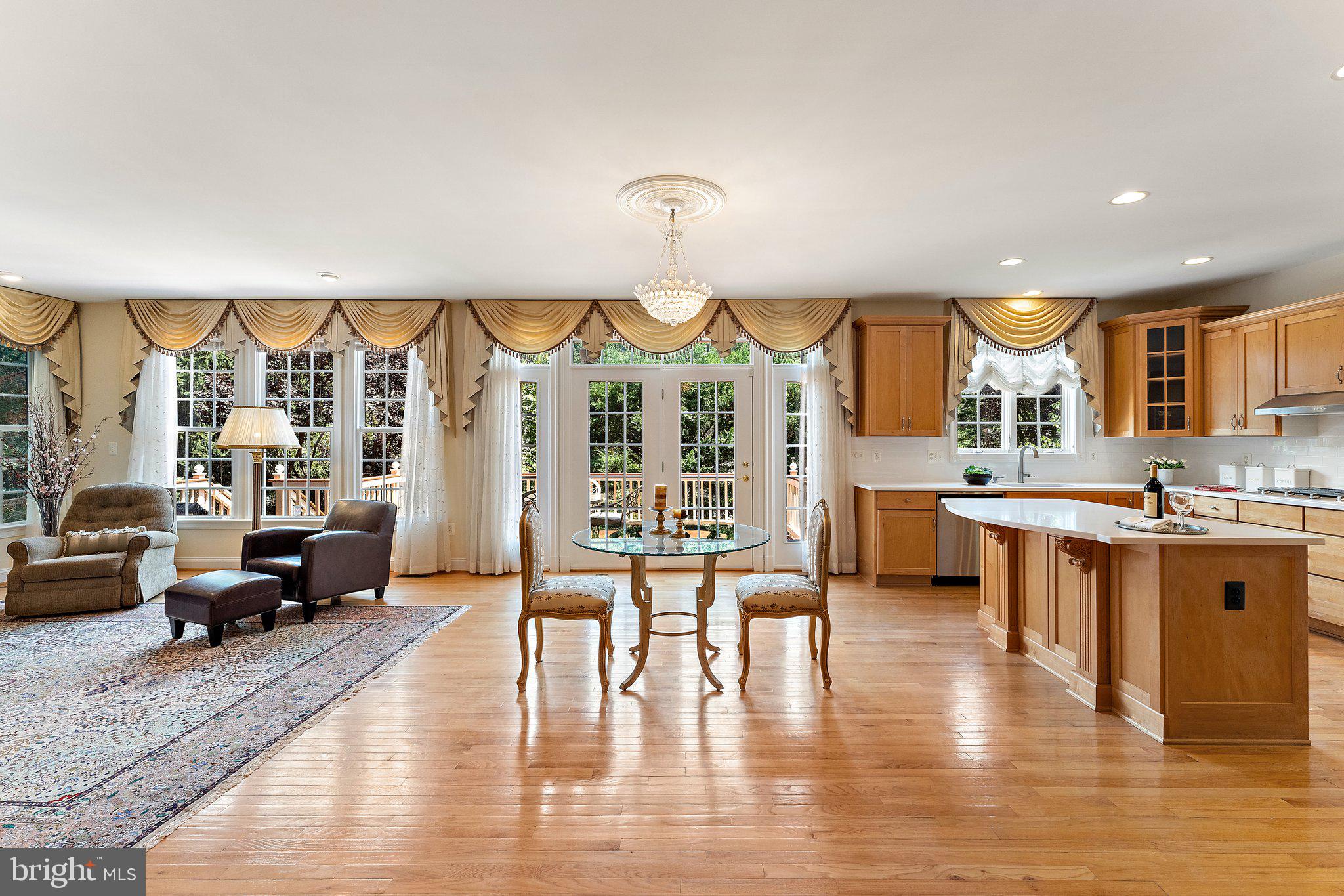 PICKETT'S RESERVE - Residential