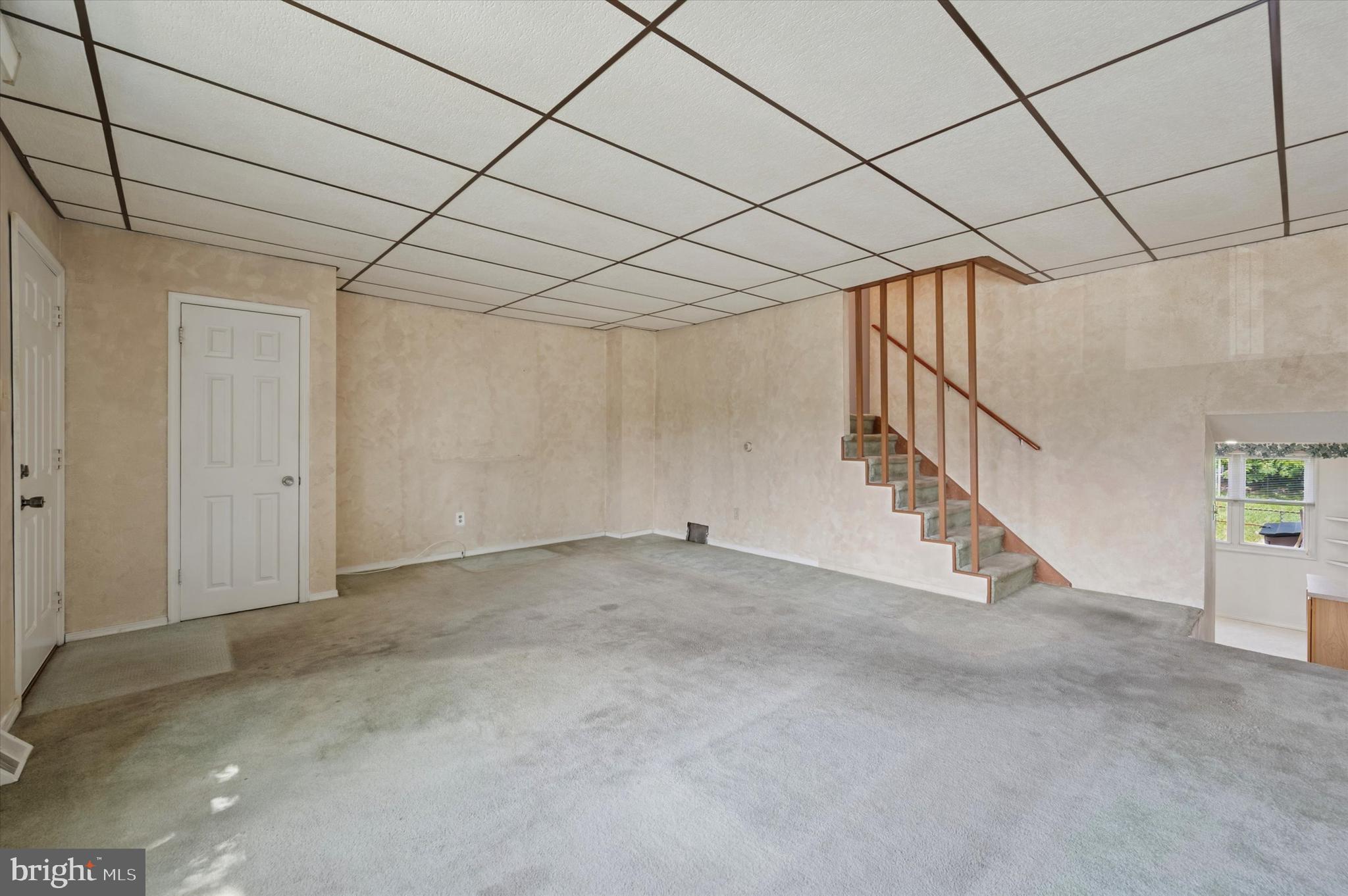 158 FRONEFIELD AVENUE