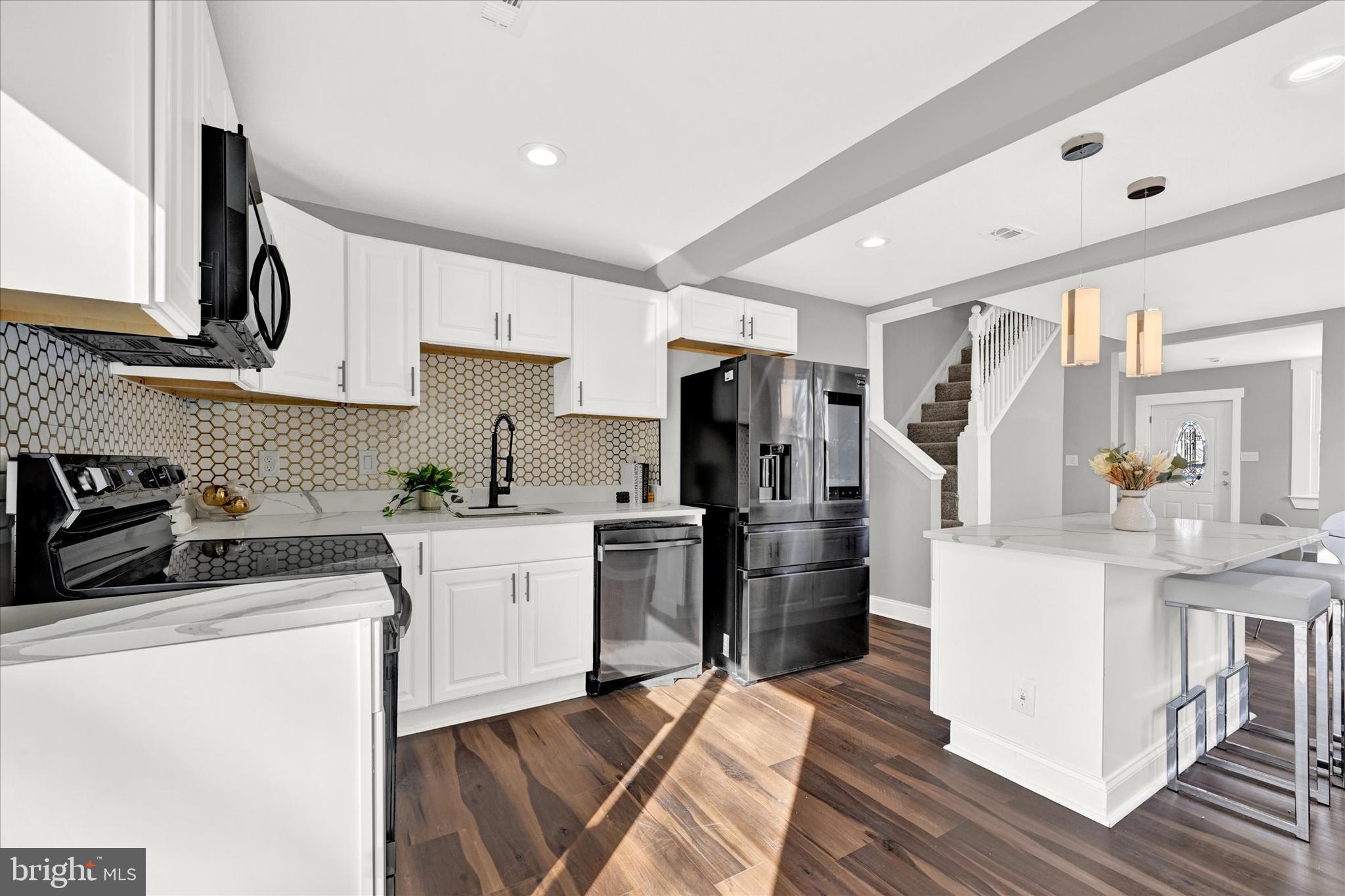 HAMILTON HEIGHTS - Residential