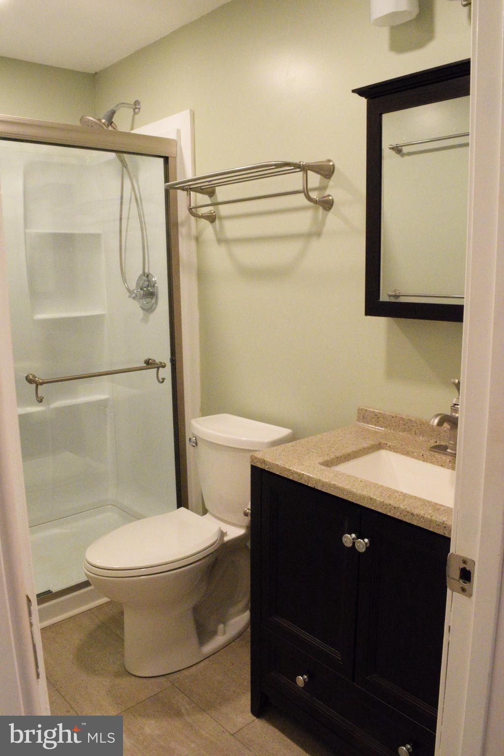 MOUNT LEVELS FARMS - Residential