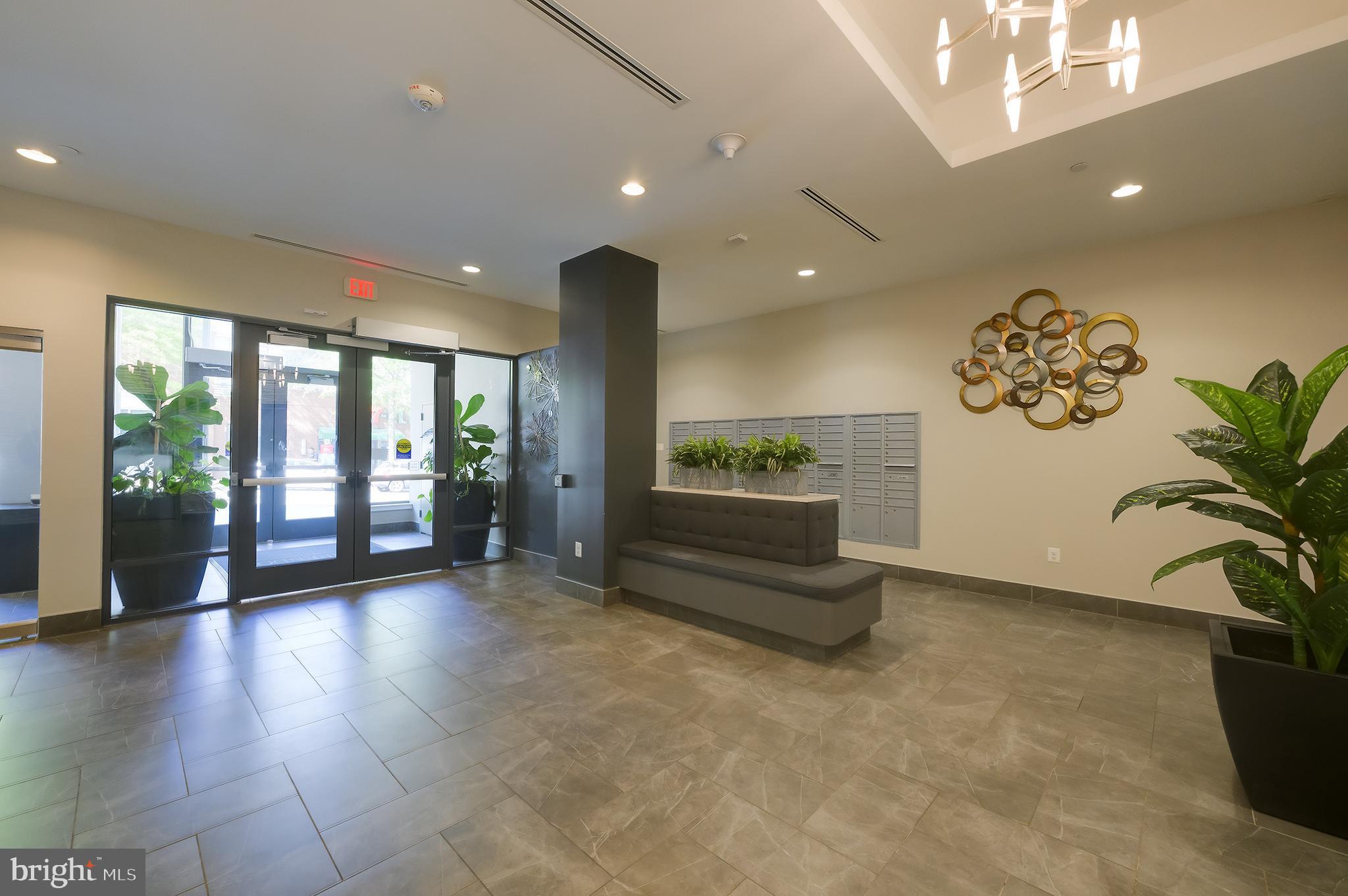 COURTHOUSE - Residential