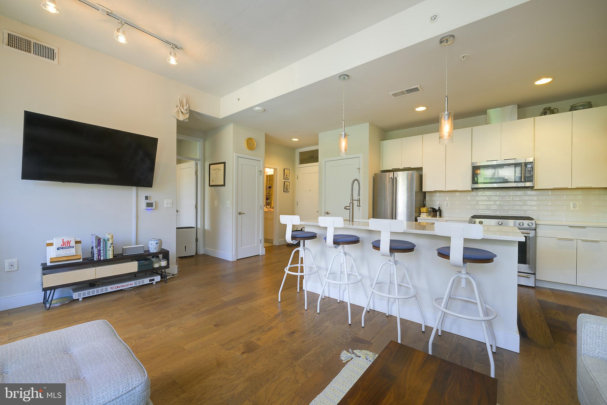 COURTHOUSE - Residential