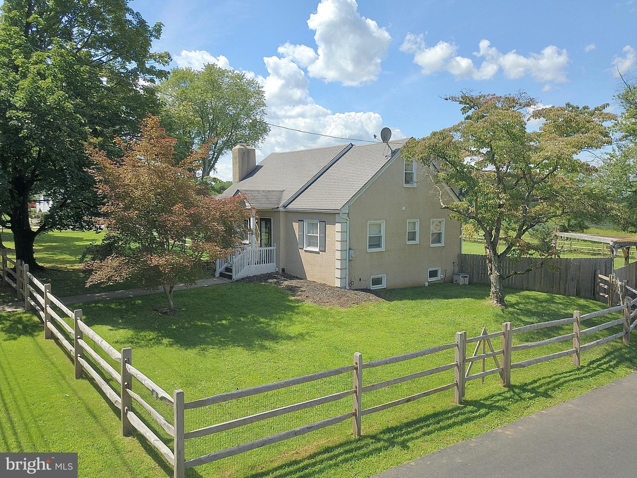 341 E MOUNT KIRK AVENUE