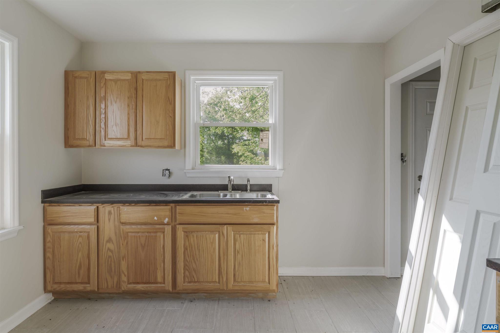 LOCUST GROVE - Residential