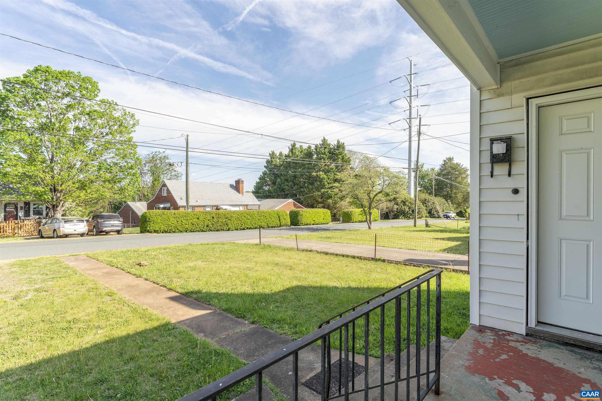 LOCUST GROVE - Residential