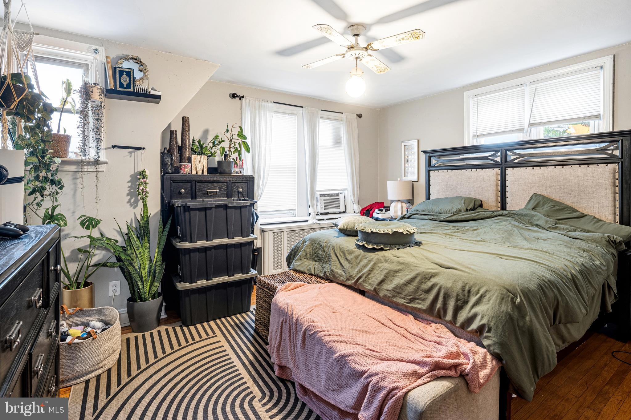 WEST OAK LANE - Residential