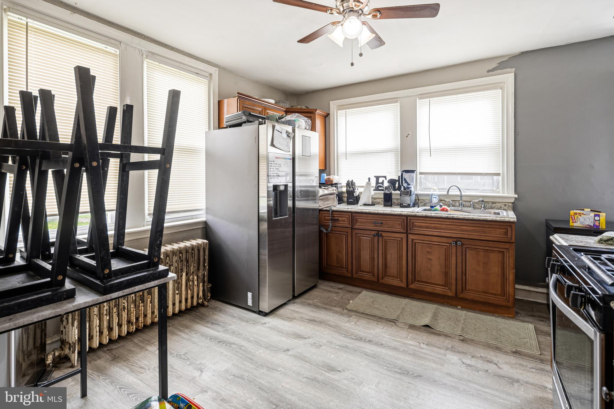 WEST OAK LANE - Residential